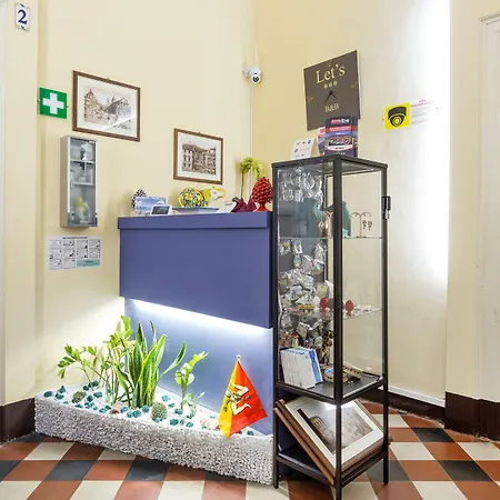 Casa de hóspedes Let's 4*