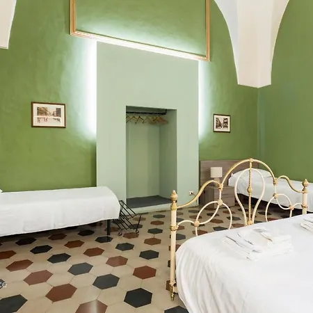 Maison d'hôtes Let's 4*