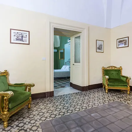 Maison d'hôtes Let's 4*