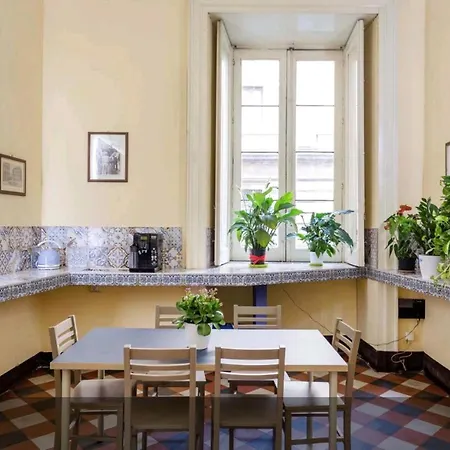 Let's 4* 卡塔尼亚