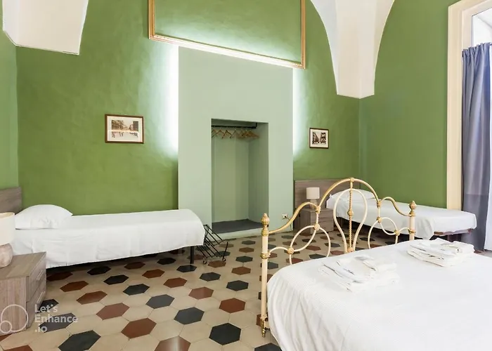 Affittacamere Let's 4*